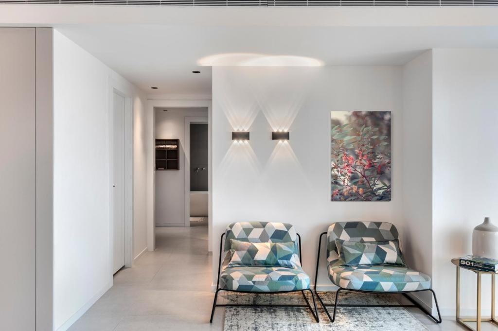 Yefet - By Beach Apartments Tlv Тель-Авив Экстерьер фото