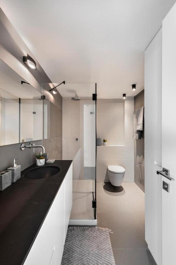 Yefet - By Beach Apartments Tlv Тель-Авив Экстерьер фото
