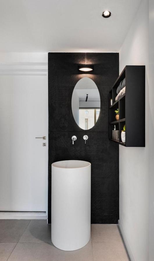 Yefet - By Beach Apartments Tlv Тель-Авив Экстерьер фото